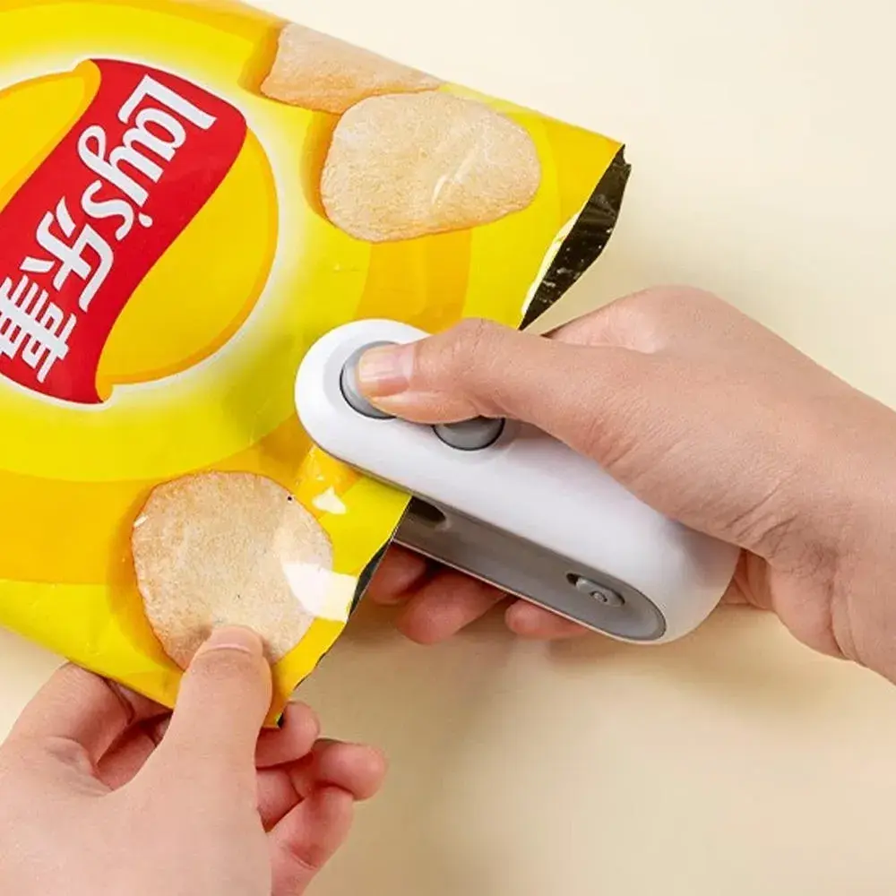 2-in-1 Mini Bag Sealer with Cutter – Handheld USB Rechargeable Heat Sealer for Food Storage